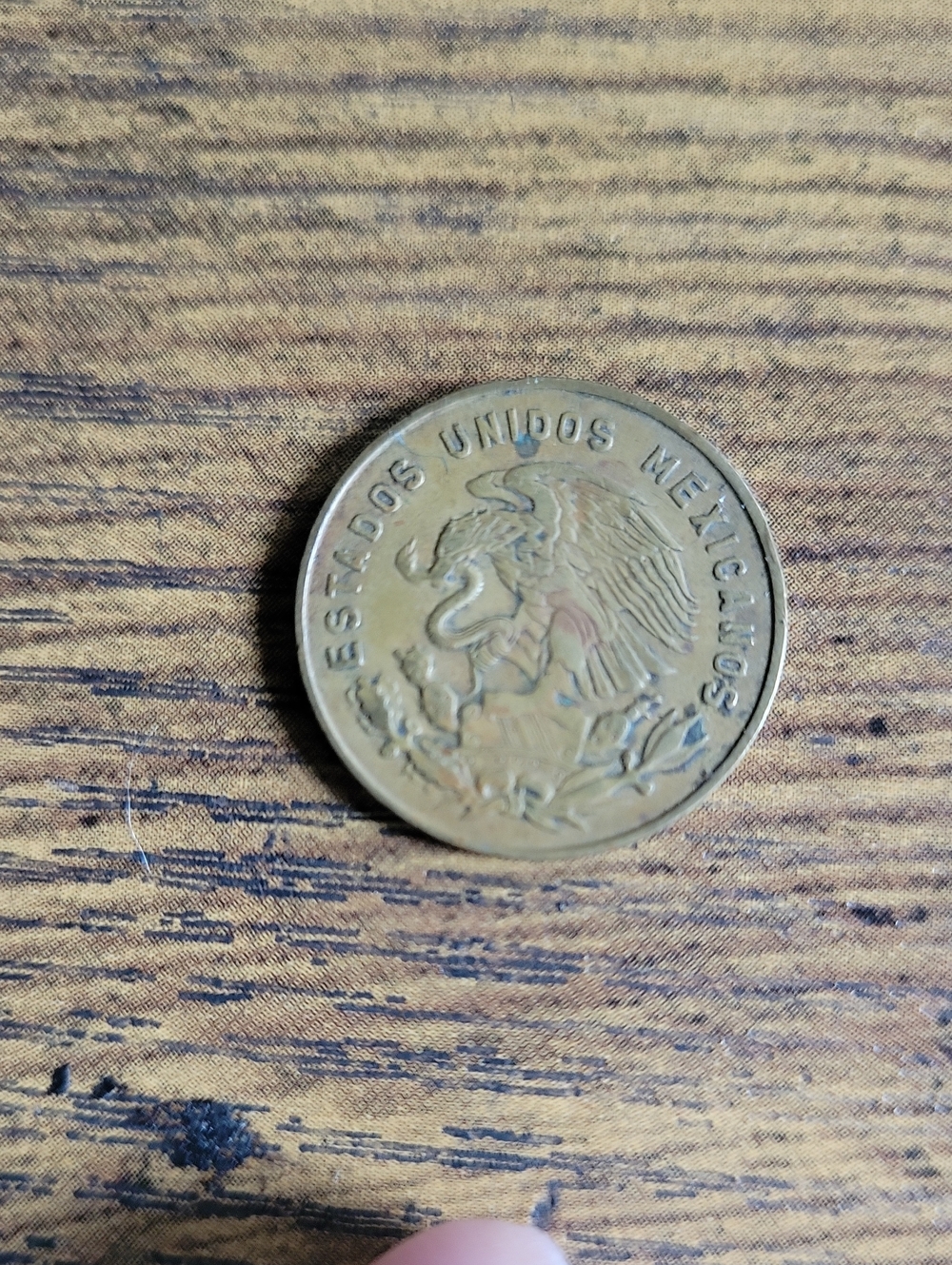 Vintage 1959 Mexican 5 Centavos Coin- Gold Tones